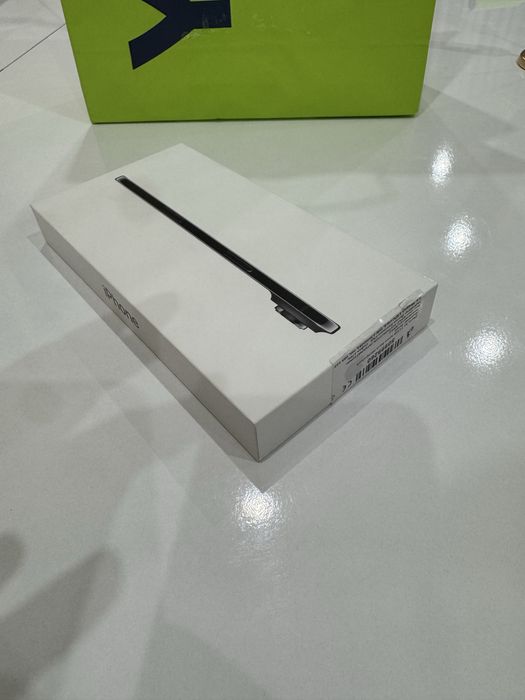 IPHONE AIR SPACE BLACK 512 GB чисто нов неразпечатан гаранция