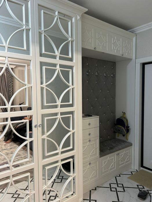 Продам четырехкомнатную квартиру