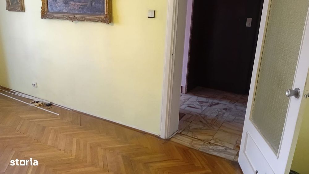 Vand apartament 2 camere Piata Mihai Viteazul