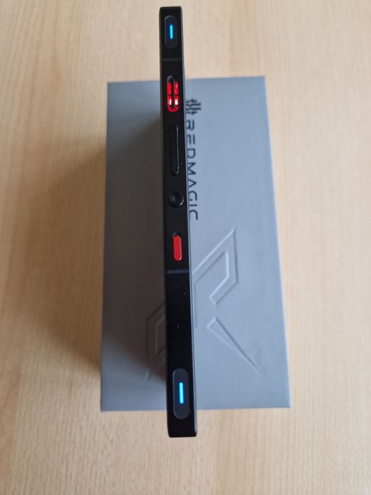 REDMAGIC 10s Pro 24/1TB