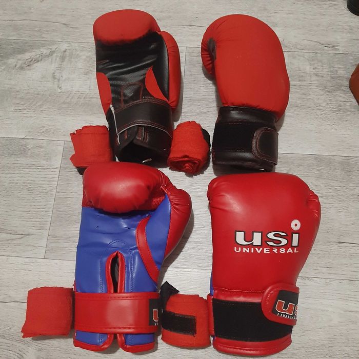 Боксерские перчатки