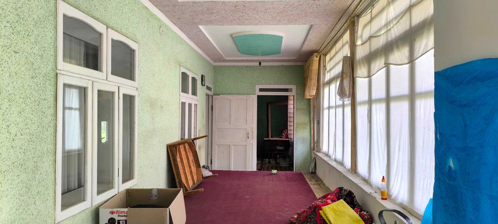 Сотилади. Экин экиш, чорвачилик ва дам олиш учун қулай ер