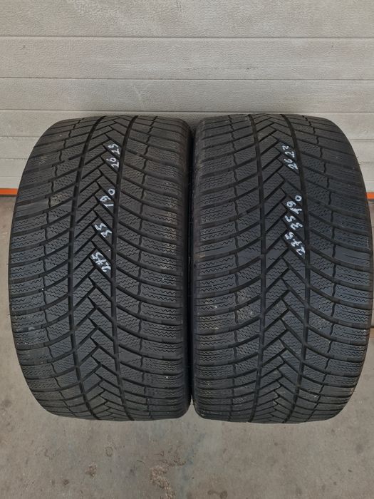 Зимни гуми 2 броя BRIDGESTONE Blizzak LM005 275 35 R19 дот 2623