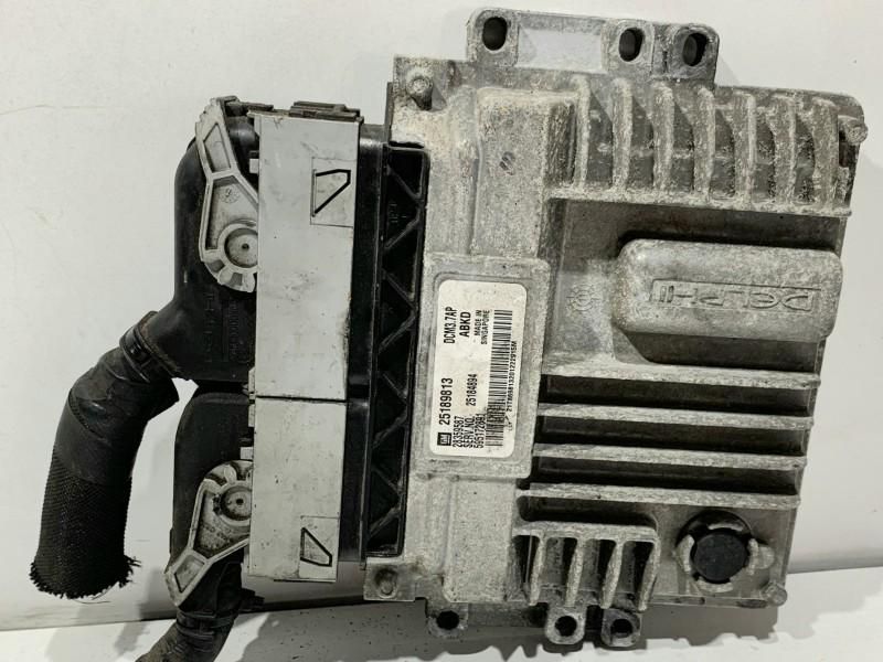 Calculator motor ECU Opel Antara facelift 25189813 2.2 cdti LNQ