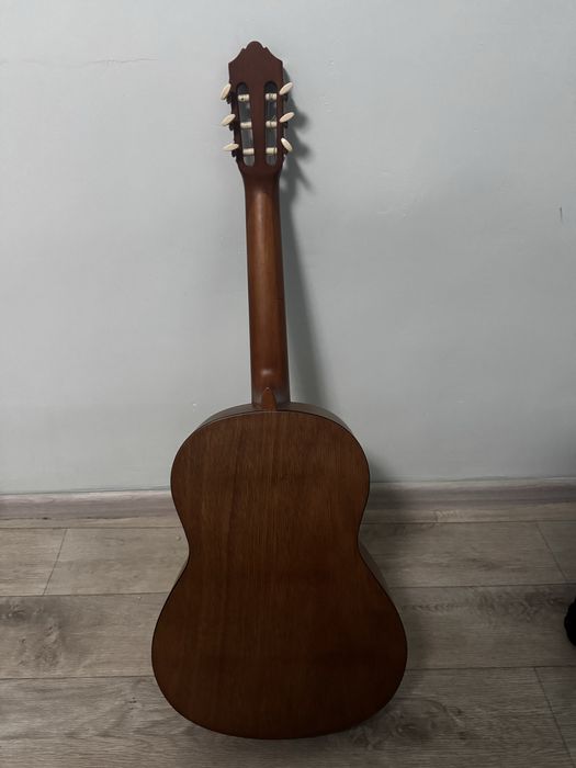 Гитара ямаха с40