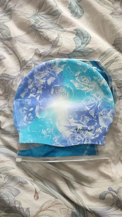 Продам шапочку для плавания