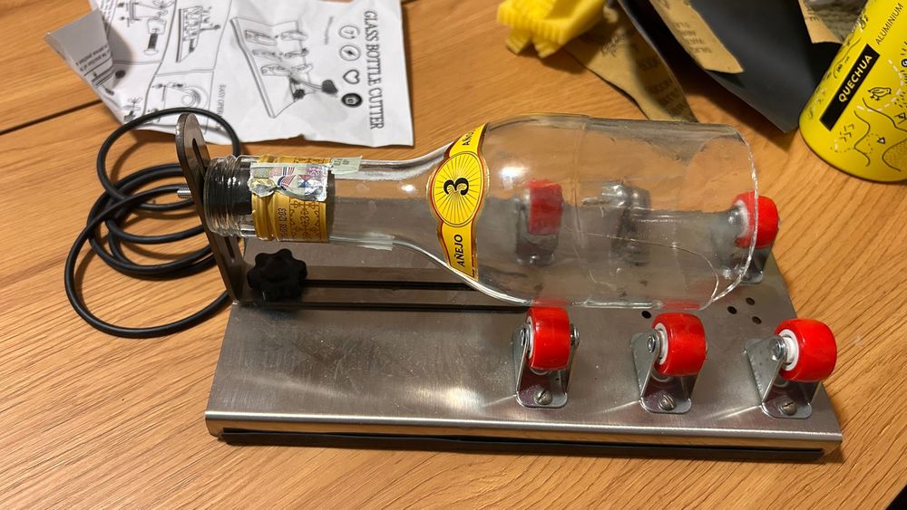 Продавам бутилкорез