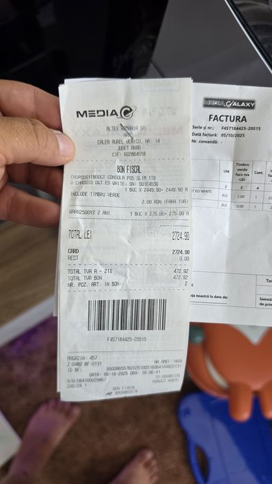 Consola PlayStation 5 Slim Digital 1TB  - UTILIZATA FOARTE PUTIN !