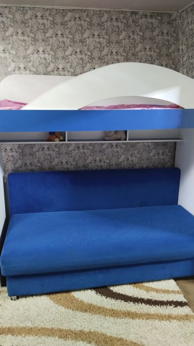 Продам двухяросную кровать в отличном состоянии