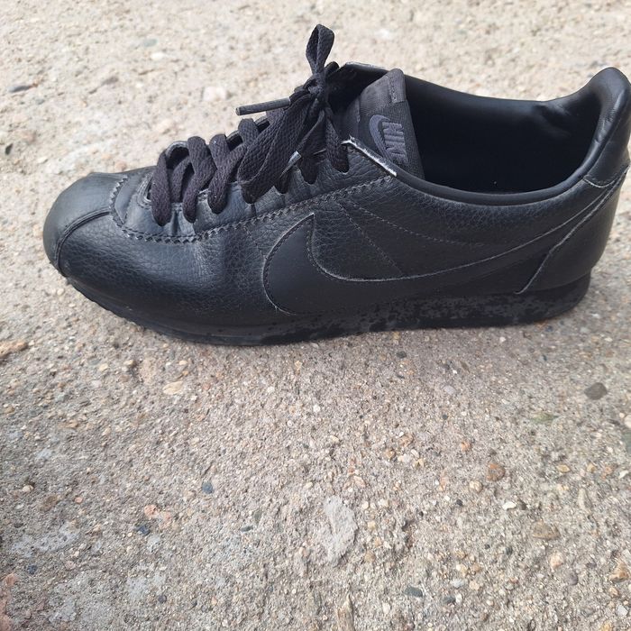 Маратонки на найк