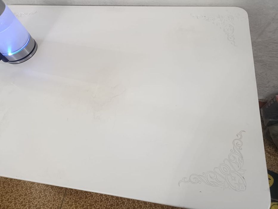 Продам стол кухонный