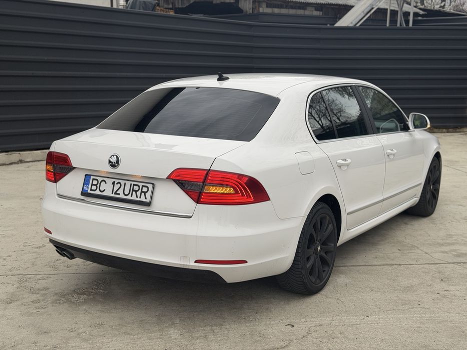SKODA Superb 2015 — imagine 5