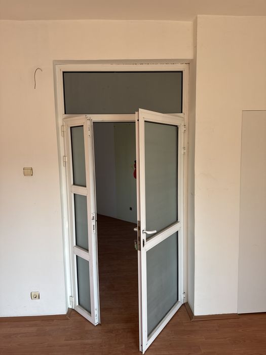 Usi din aluminiu si geam mat | Diverse dimensiuni | Preturi de lichidare