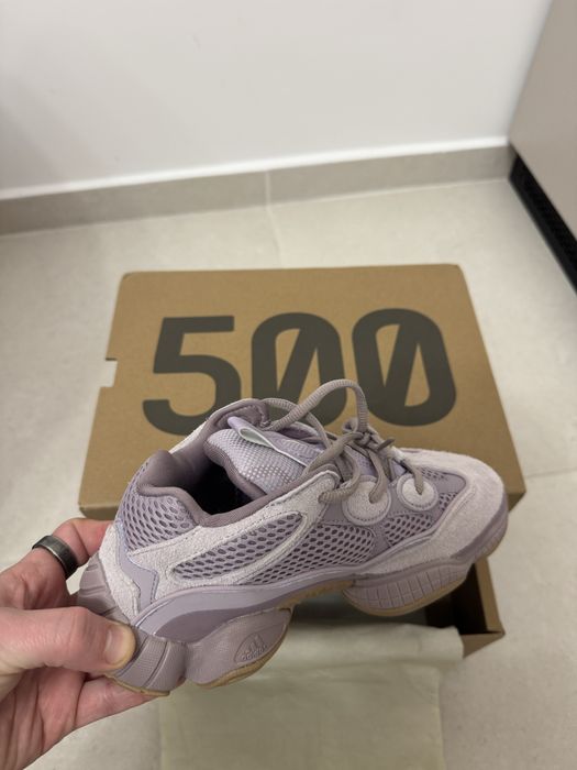 Adidas Yeezy 500, noi. mărimi 37, 37 1/3, 38  (23cm/24cm)