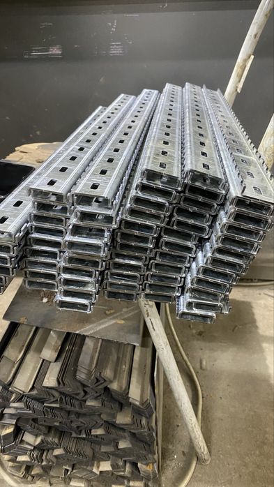 Кронштейны для 3д сетки  цены от 2оо тг