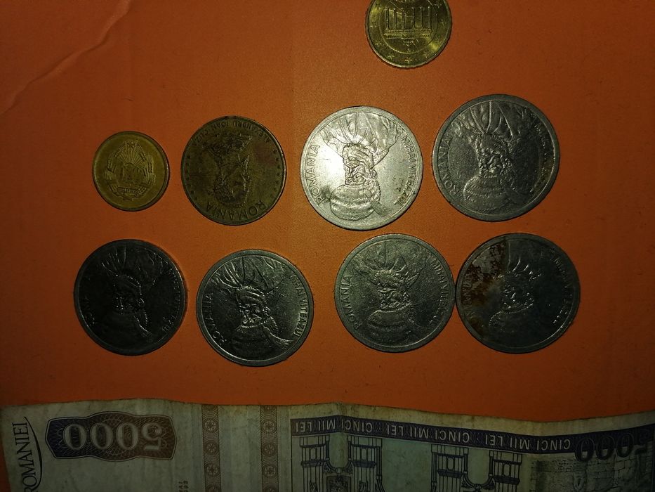 Vând monede și bagnote românești