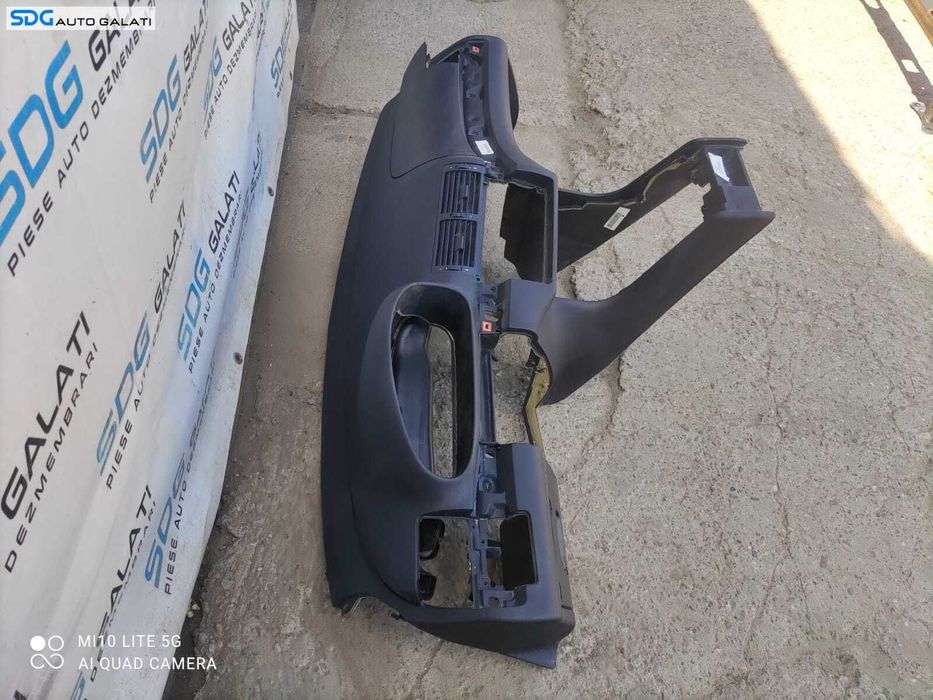 Plansa Bord Goala cu Capac Airbag BMW Seria 3 E46 1998 - 2006