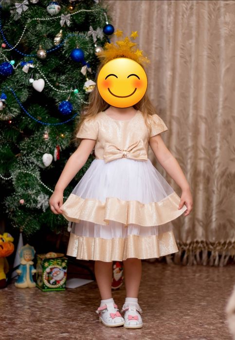 Продам красивые платья для девочки