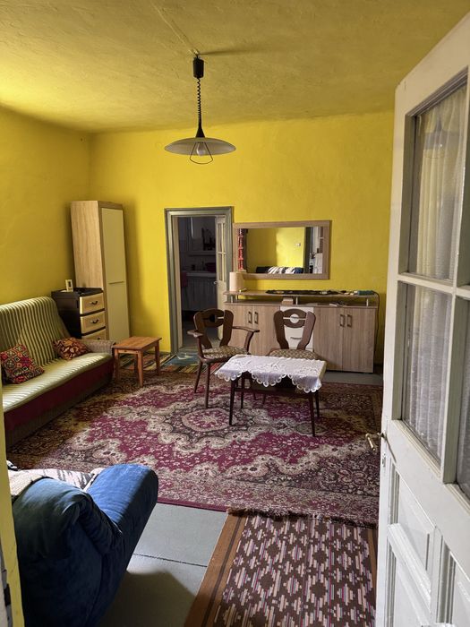 Vand casa locuibila in teremia mare