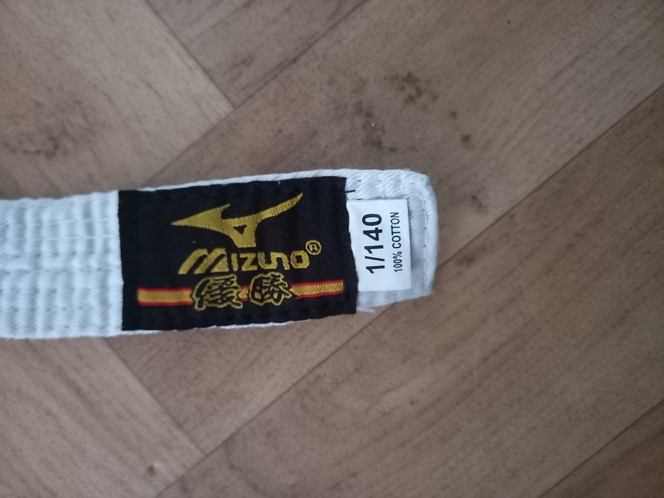Белый пояс для дзюдо мизуно