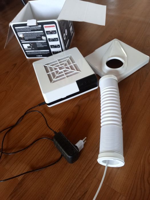 Вытяжка маникюрная