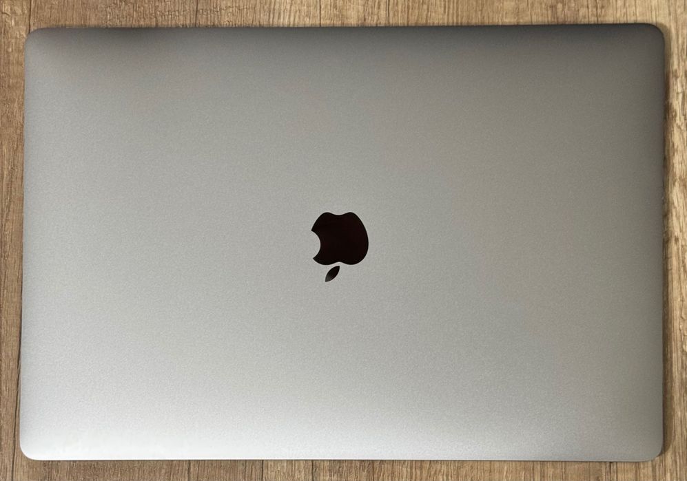 Macbook Pro (2017) A1707, 16/512гб (15-inch)