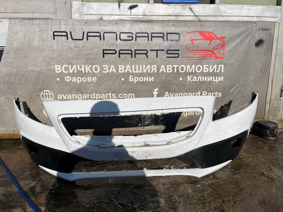 Предна броня Volvo V40 (2013-2016)