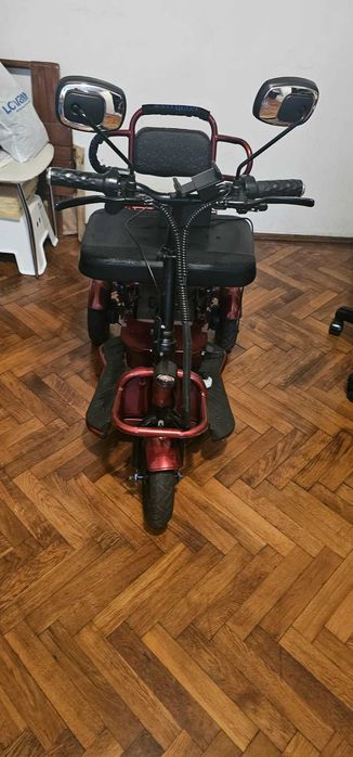 Trotty Scuter electric, model it-e3, motor 350w, baterie 12ah - rosu
