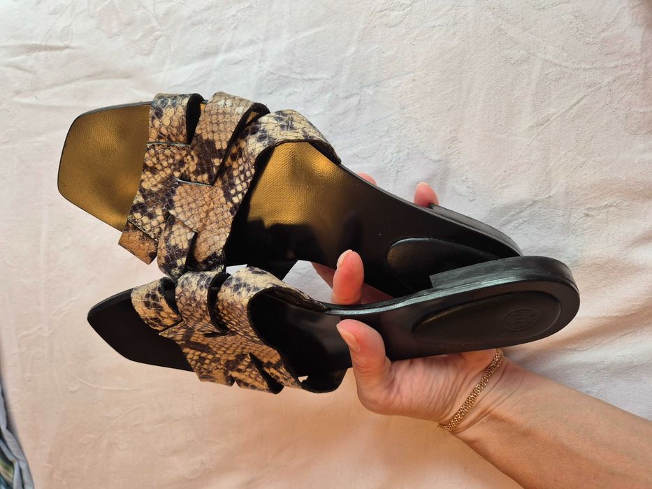 Papuci Massimo Dutti nr. 37