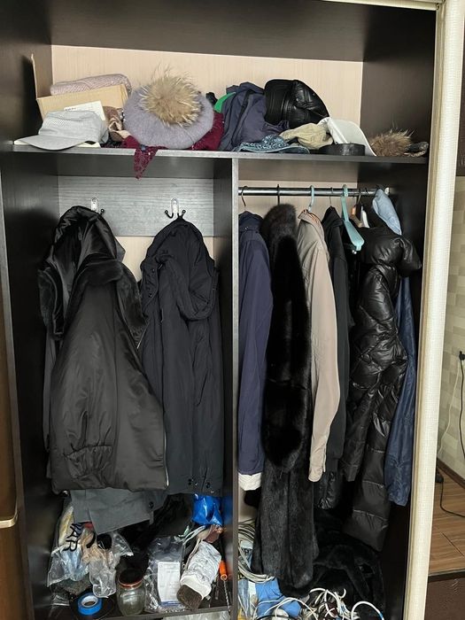 Продам большой шкаф