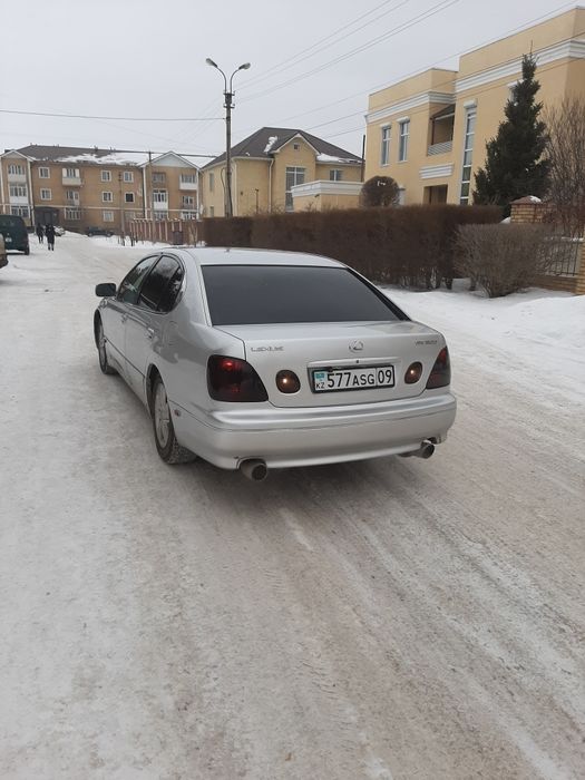 Продам lexus gs300