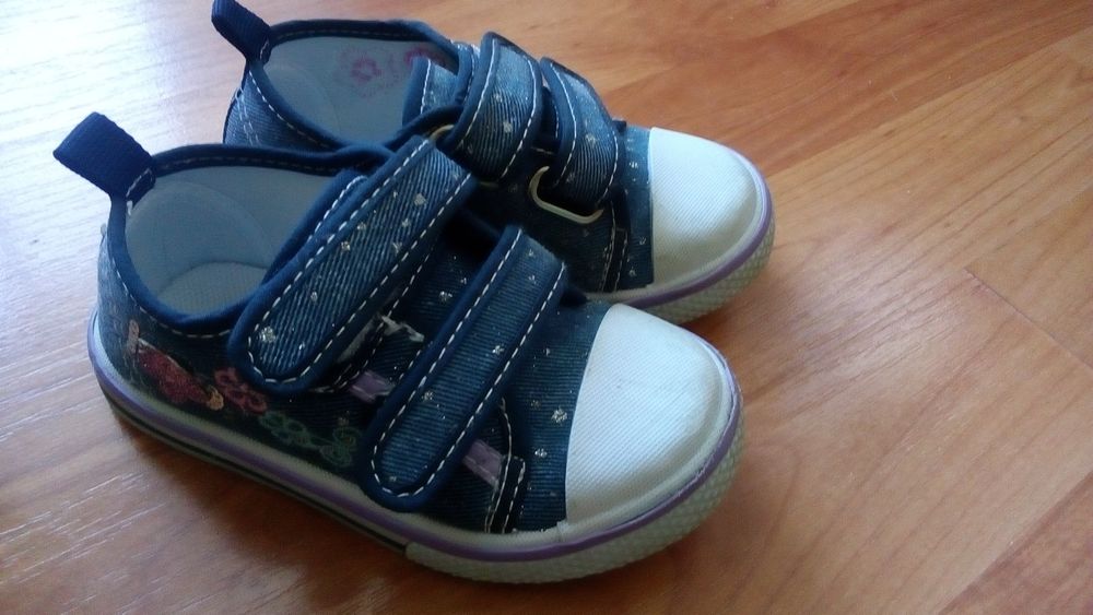 Детски гуменки за момиче