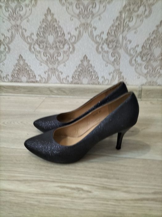 Продам туфли  женские