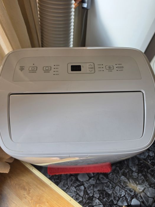 Мобилен климатик Hisense APH09QC