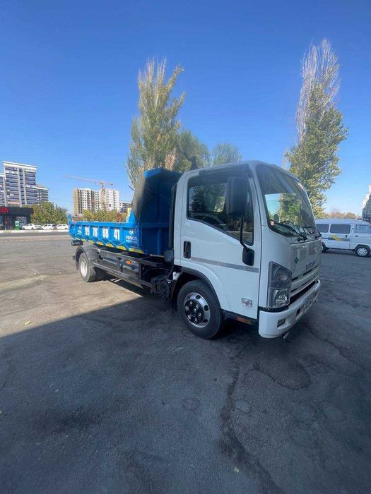 Isuzu Xizmati Bor