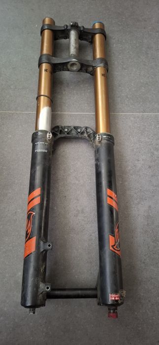 Furca Fox Factory 40 Kashima 27.5 Dosu Bricii • OLX.ro