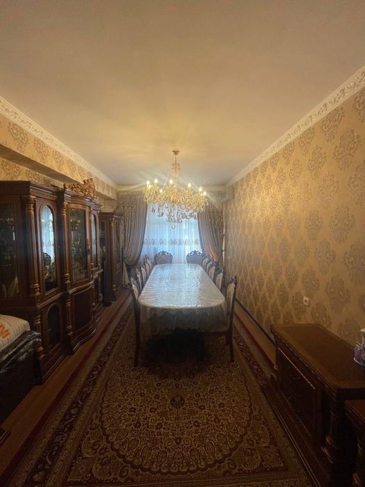 Продаёться 3 комнатная квартира на 5 этоже 83кв/м.С мебелью и техникой