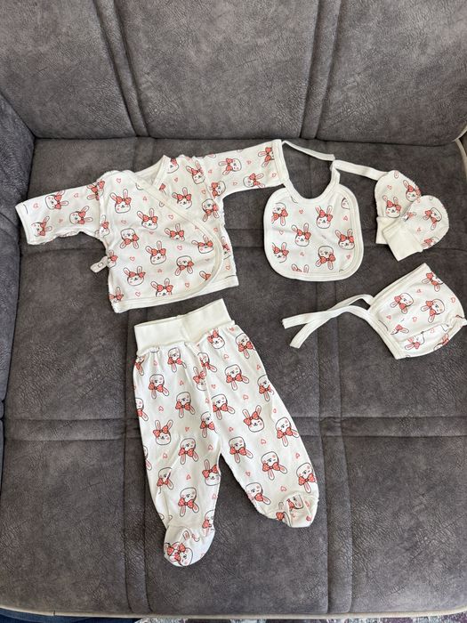 Комплекты на девочку