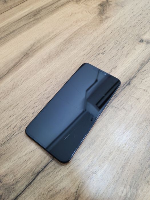iPhone 11 pro max GOLD