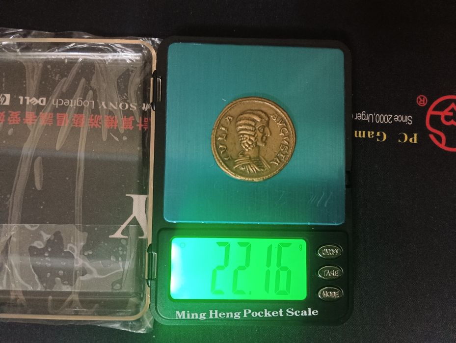 Древнее римская монета