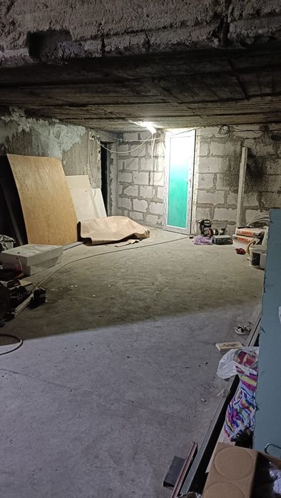 Сдам в аренду помещение 100 кв м