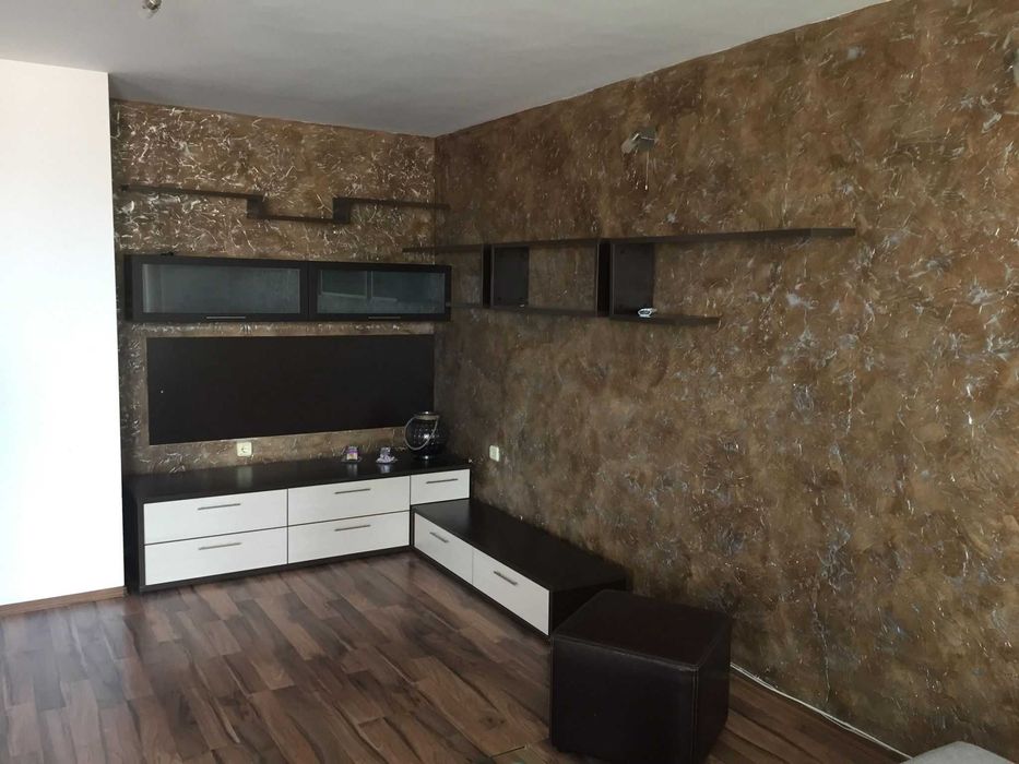 Дава се под наем Едностаен апартамент в Бургас, Лазур - 40 кв.м за 158.1 € - Снимка #1