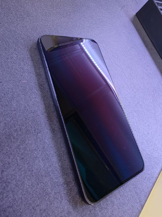 Samsung S22 negru 256gb  husa carbon