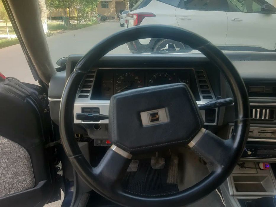 Нисан лаурельпрадаю