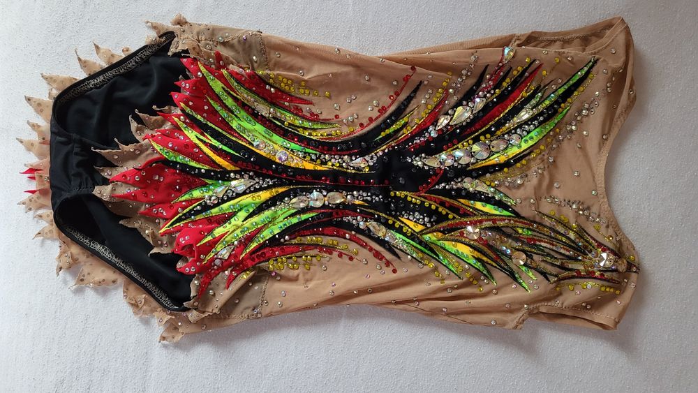 Vand costum gimnastica ritmica