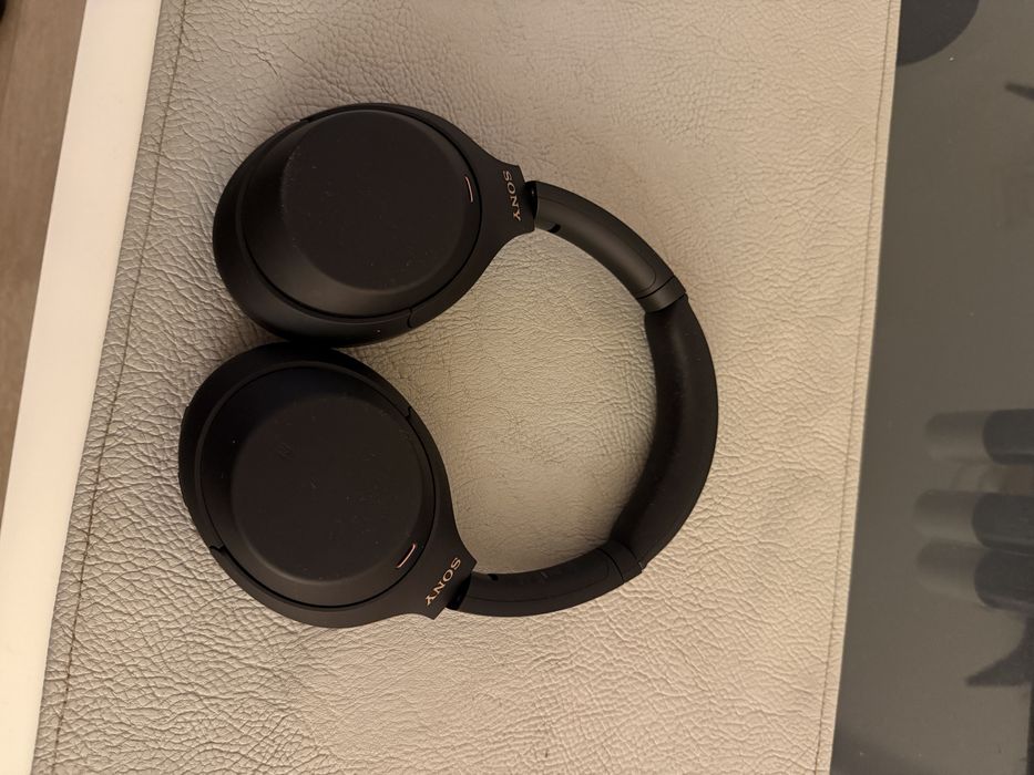 Sony WH1000XM4 -Топ състояние ползвани 3 пъти