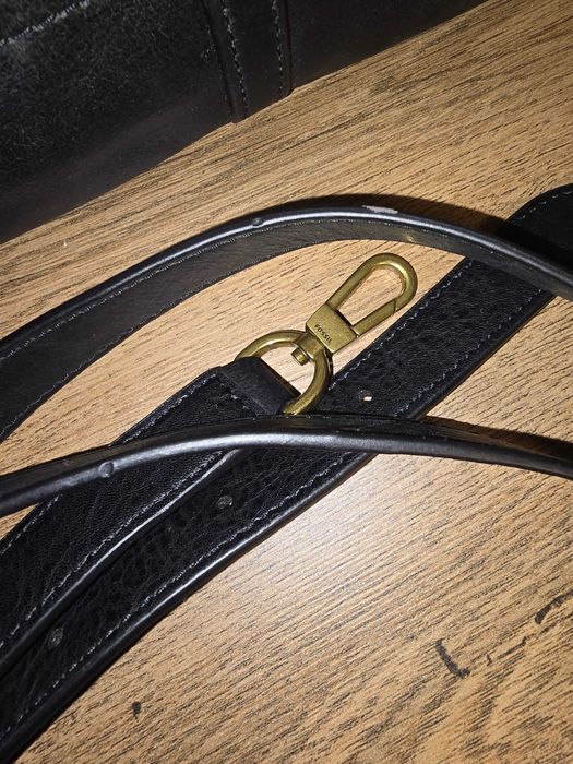 Fossil оригинална дамска чанта от естествена кожа