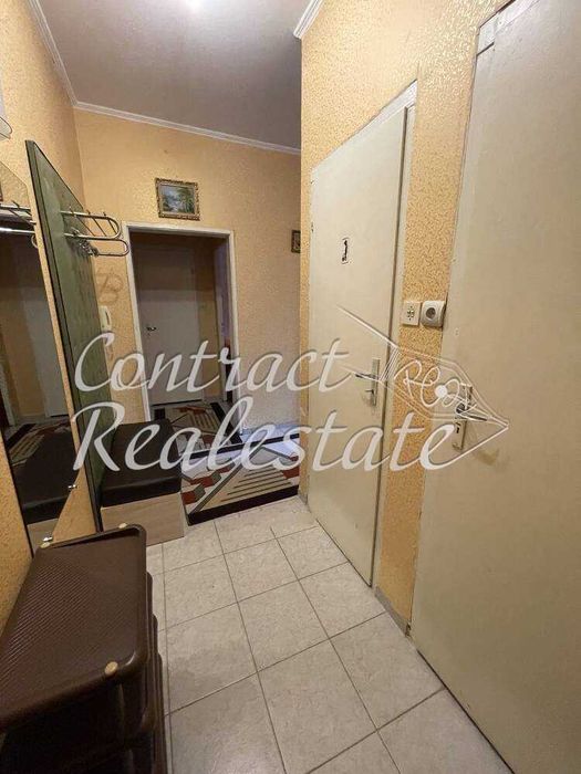 Дава се под наем Тристаен апартамент в Варна, Левски - 65 кв.м за 357 € - Снимка #2