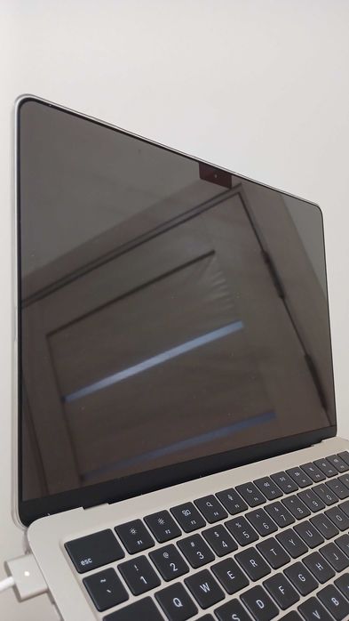 MacBook Air 13-inch, M4, 2025