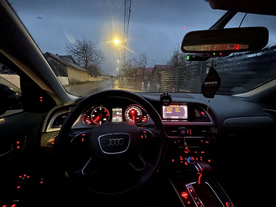 Audi A4 B8.5 – 2014 – 2.0 TDI, 150 CP – Automată 8+1